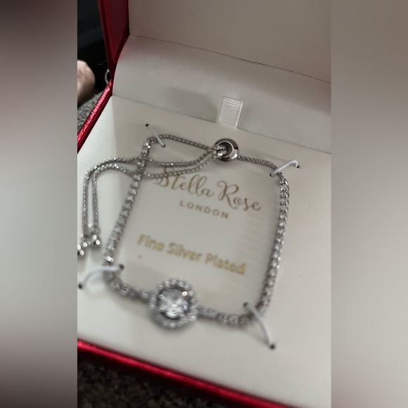 Women’s Stella Rose silver plated adjustable slide bracelet with crystals NIB - Picture 2 of 11